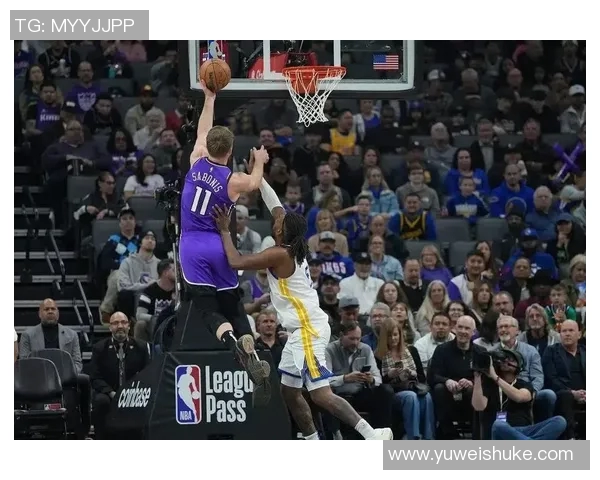 勇士与国王激战12月18日NBA赛场精彩对决值得期待